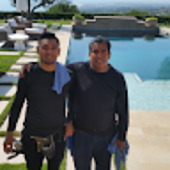 Meet your Posher, Leo's window - Picture 1 of 1